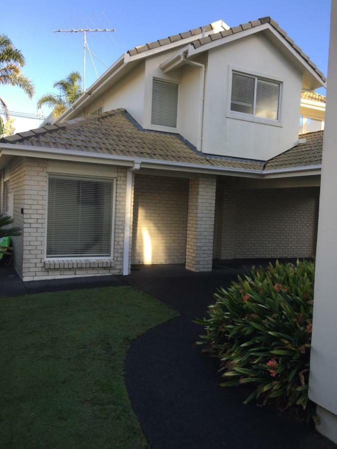 Orewa Beachfront Haven Exterior photo